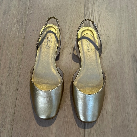 Talbots Gold Flat Slingback Shoes Size 8.5 Leather ~ Metallic ~ Classy! - Picture 2 of 4